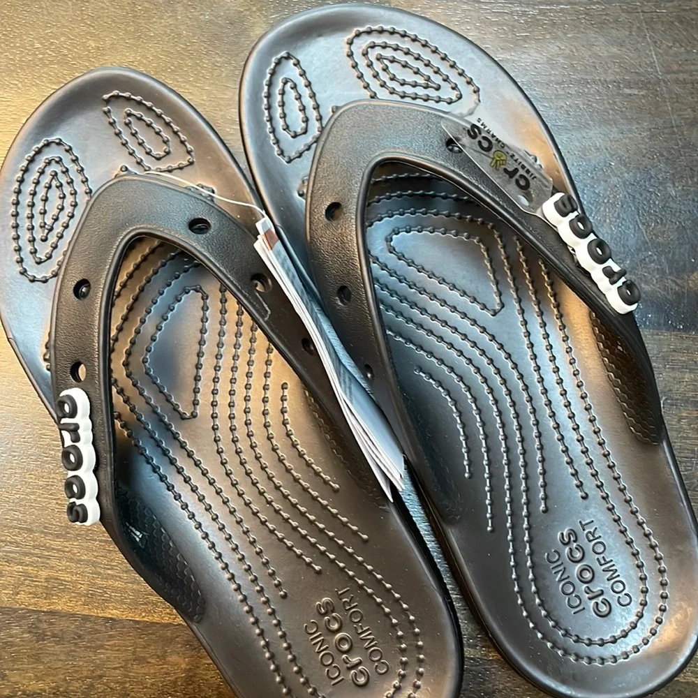 Crocs classic flip flops - Picture 1 of 5